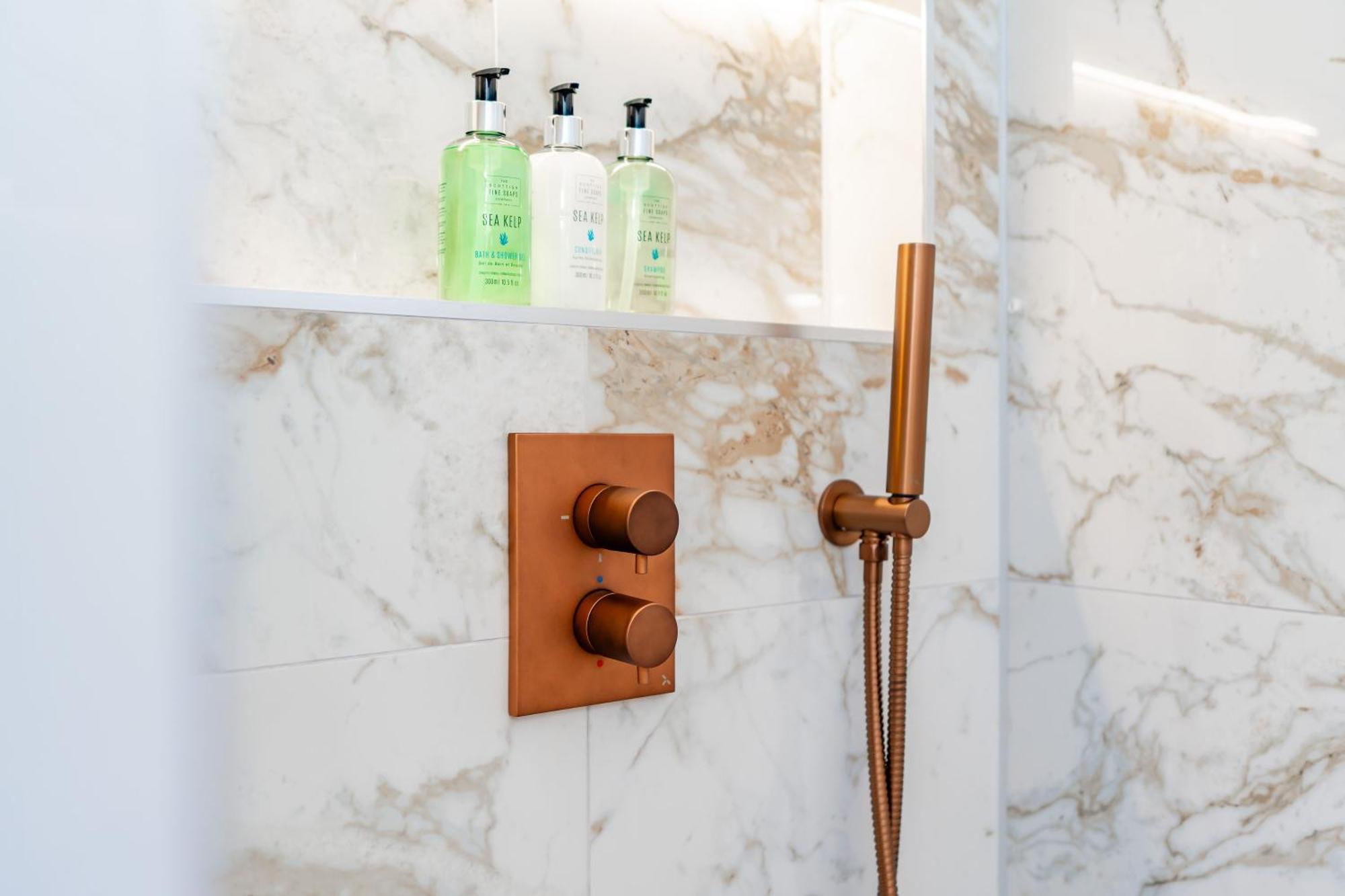 Dragon Suites Luxury Apartments At 9 Albyn Place Εδιμβούργο Εξωτερικό φωτογραφία